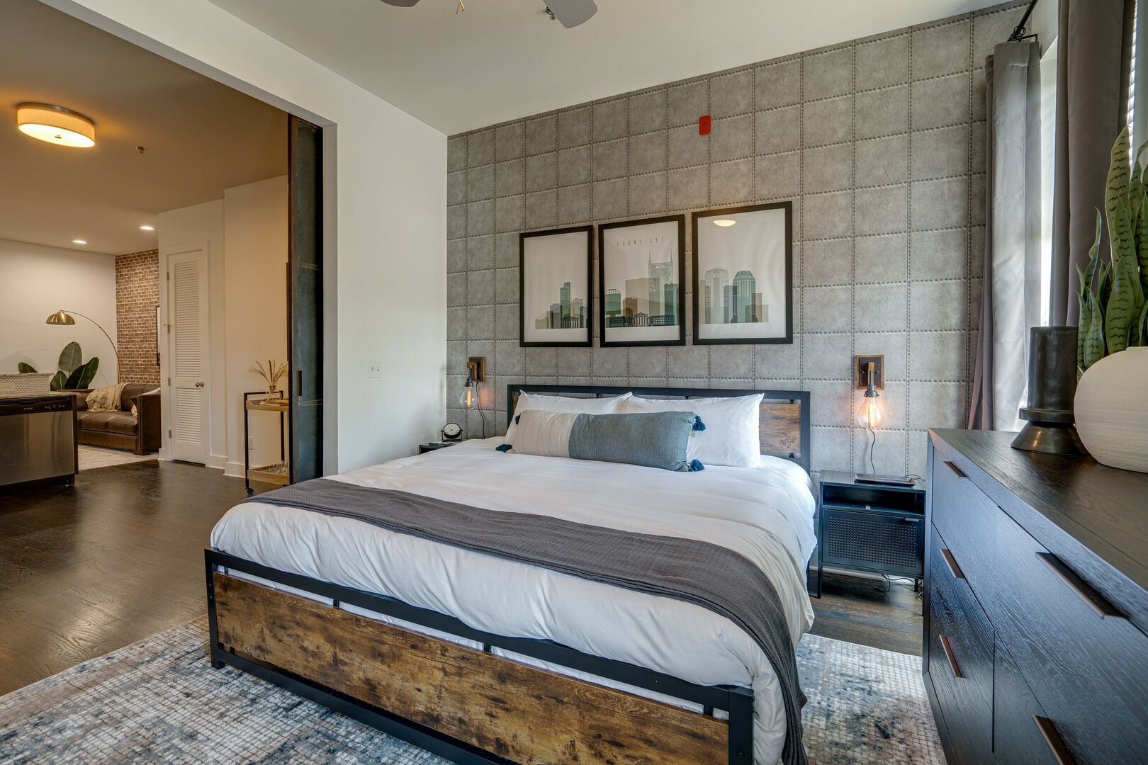 210 30th Ave, N Unit: 308