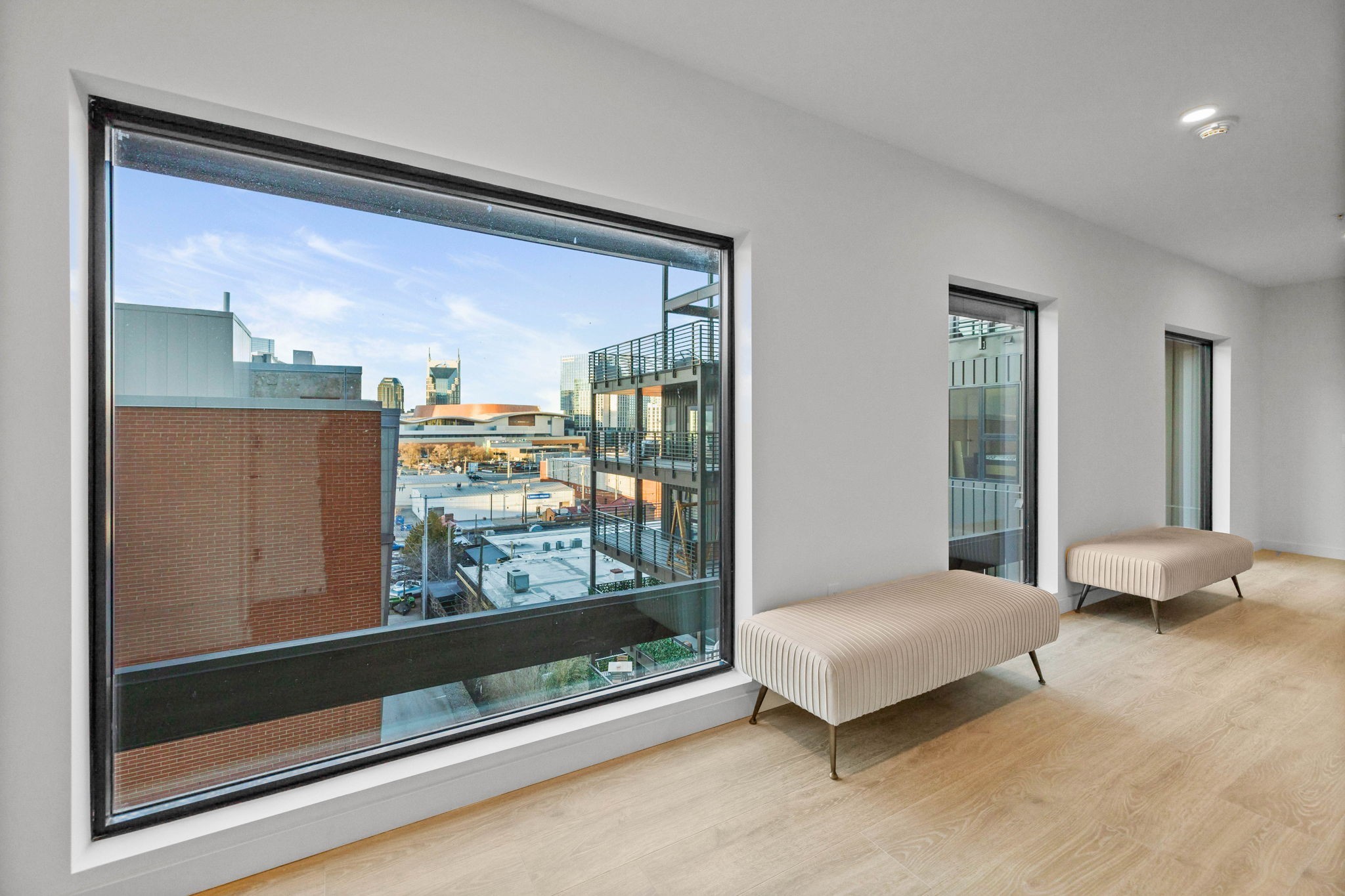 635 7th Ave, S Unit: 501