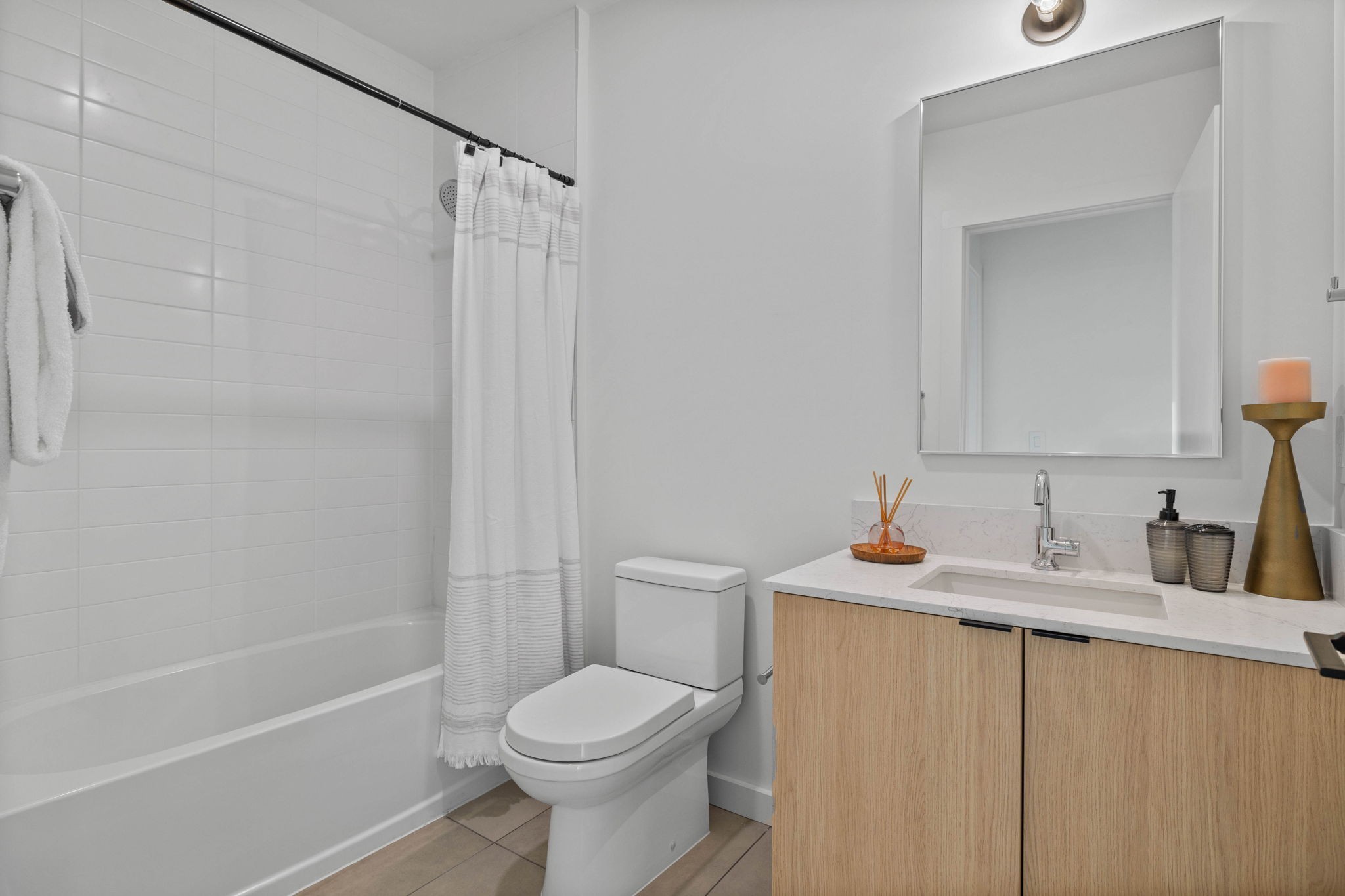 635 7th Ave, S Unit: 501