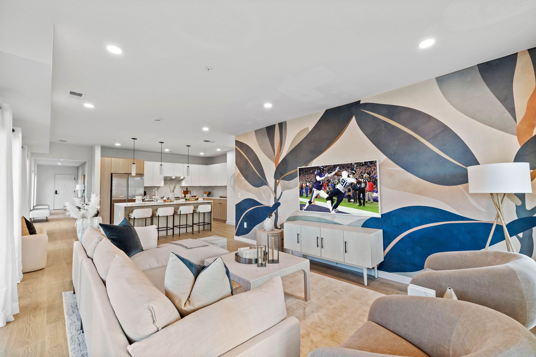 635 7th Ave, S Unit: 501