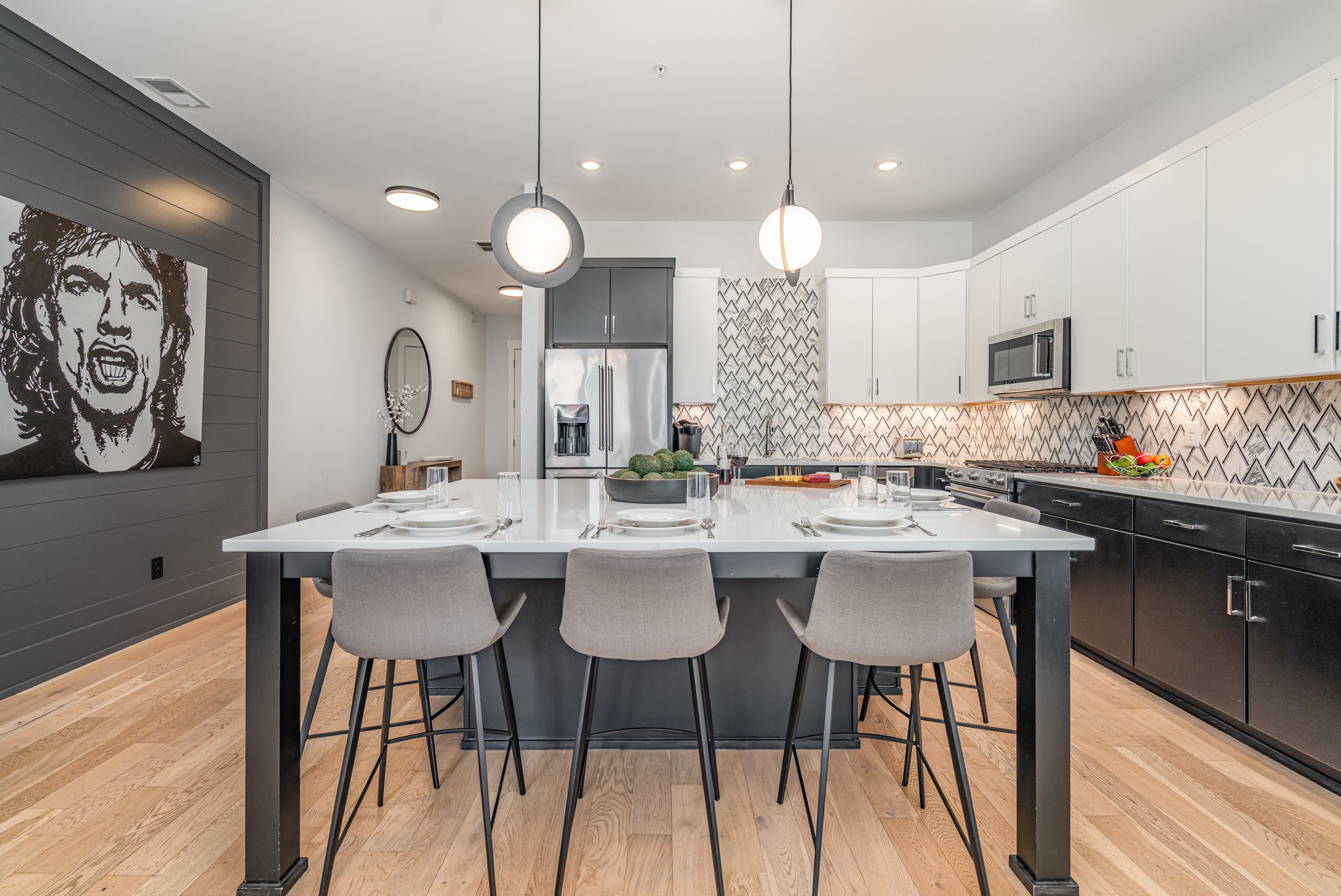 119 Acklen Park Dr Unit: 104