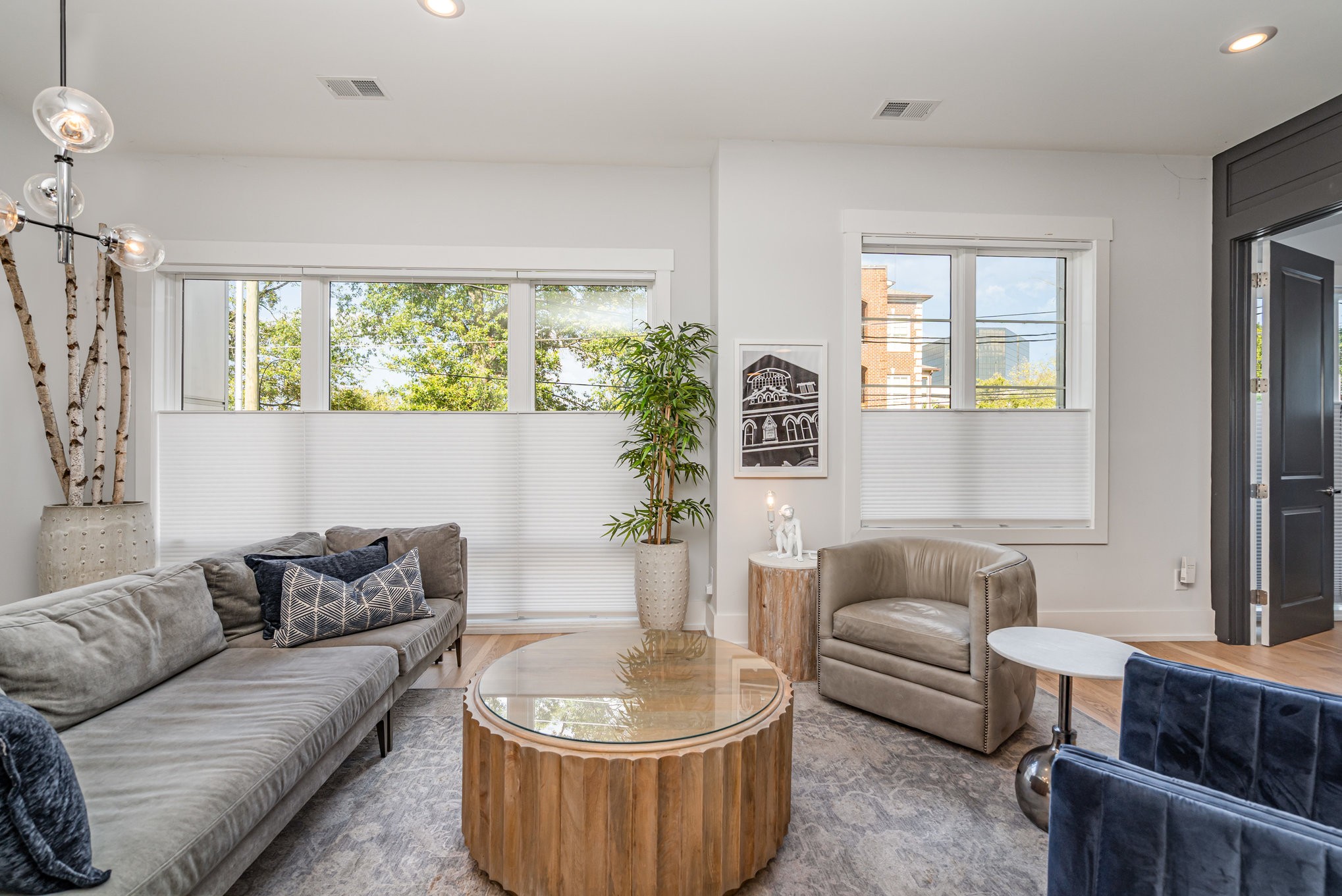 119 Acklen Park Dr Unit: 104