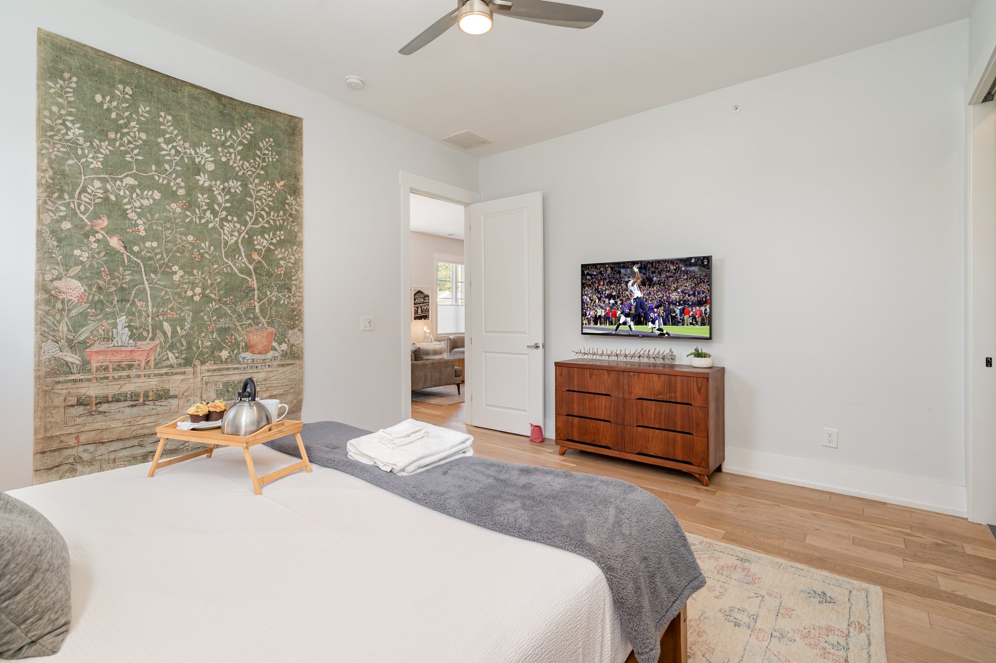 119 Acklen Park Dr Unit: 104