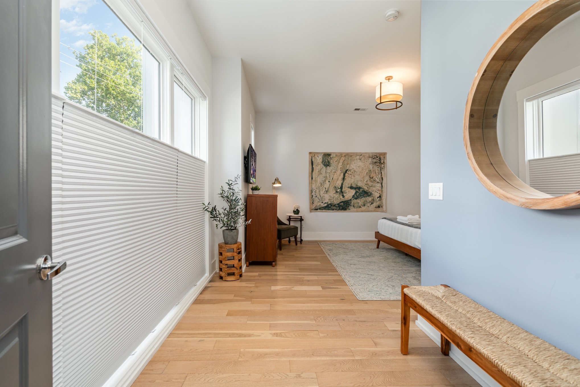 119 Acklen Park Dr Unit: 104