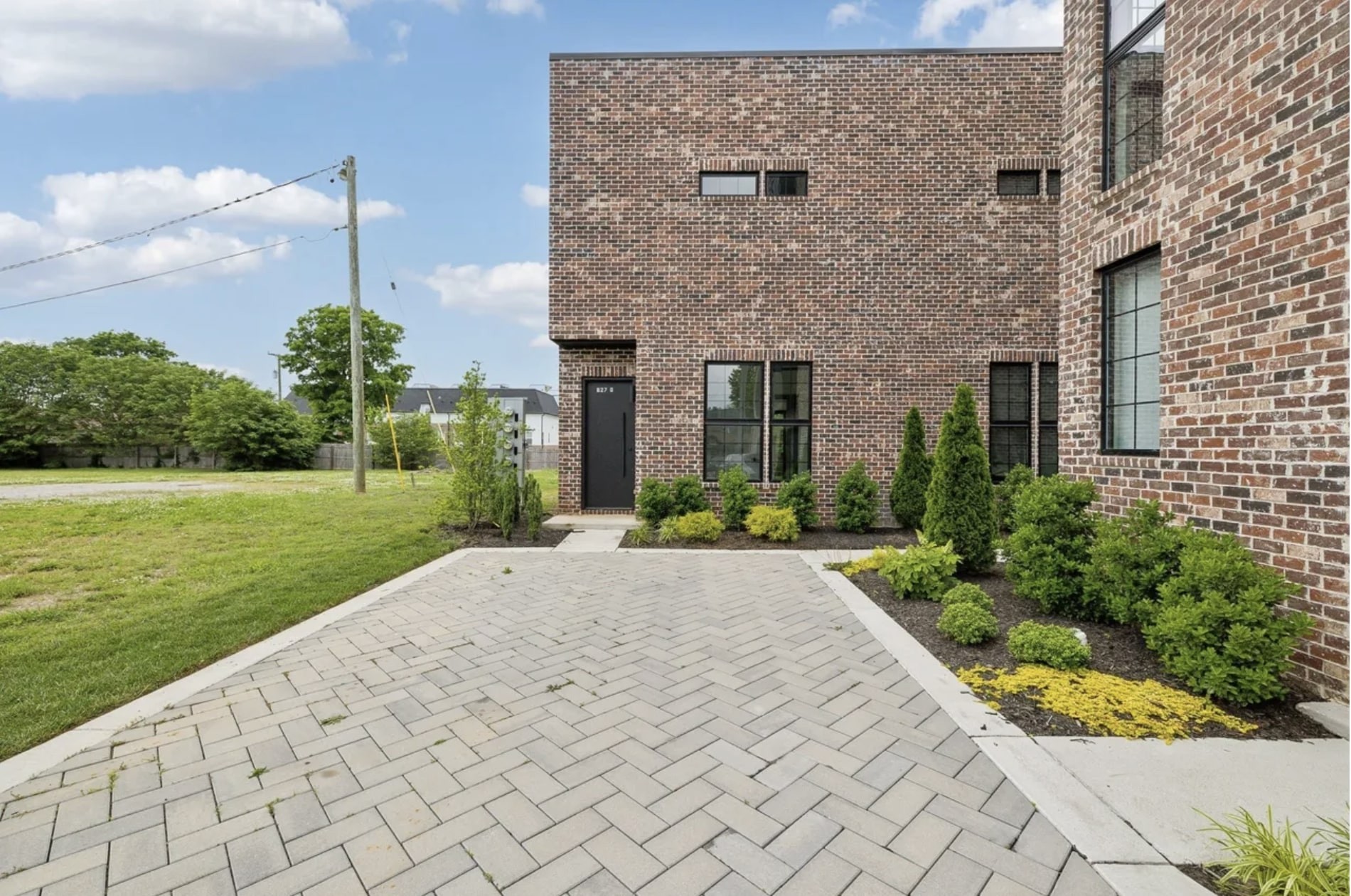 827 Ramsey St Unit: D