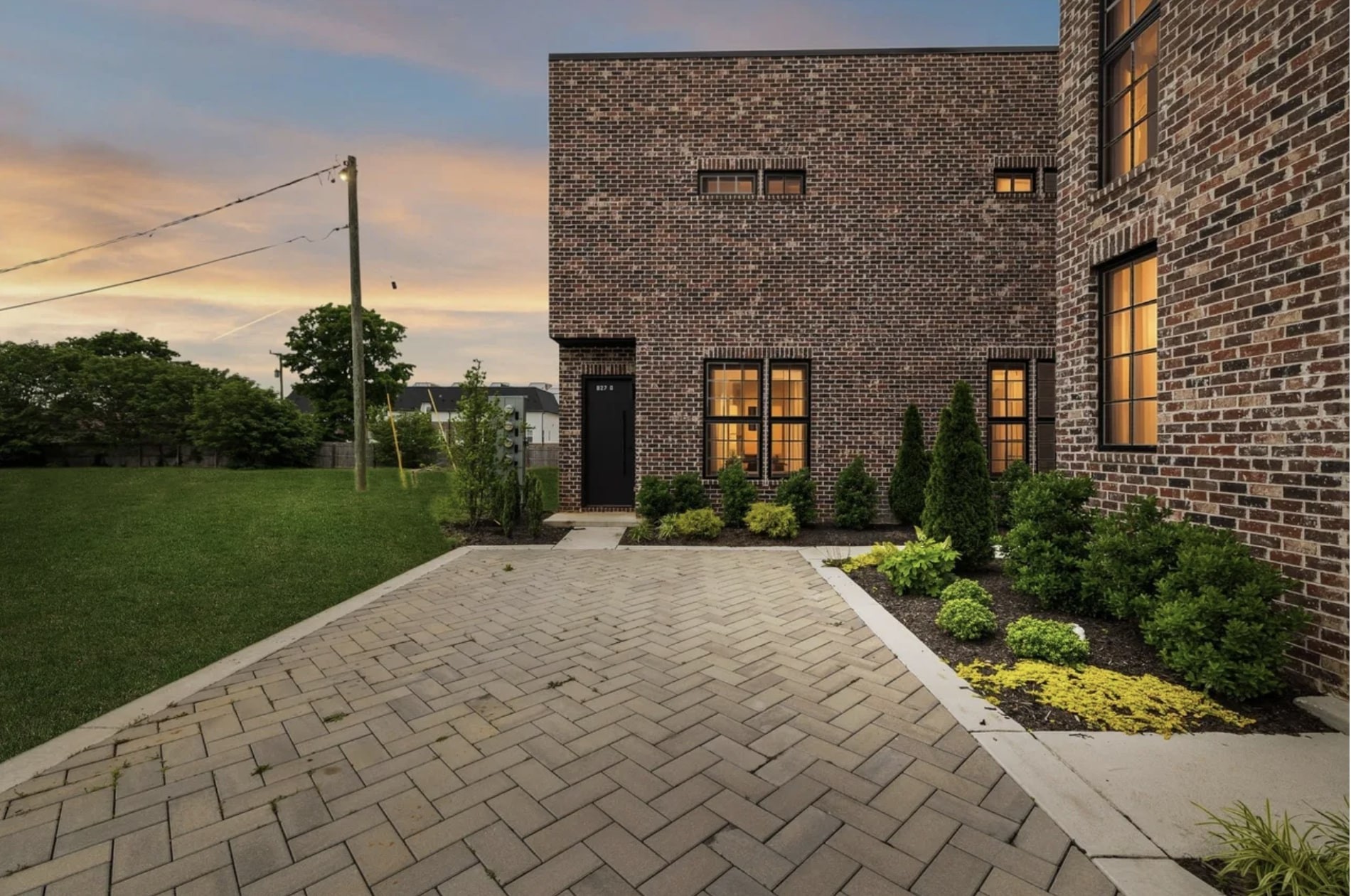 827 Ramsey St Unit: D