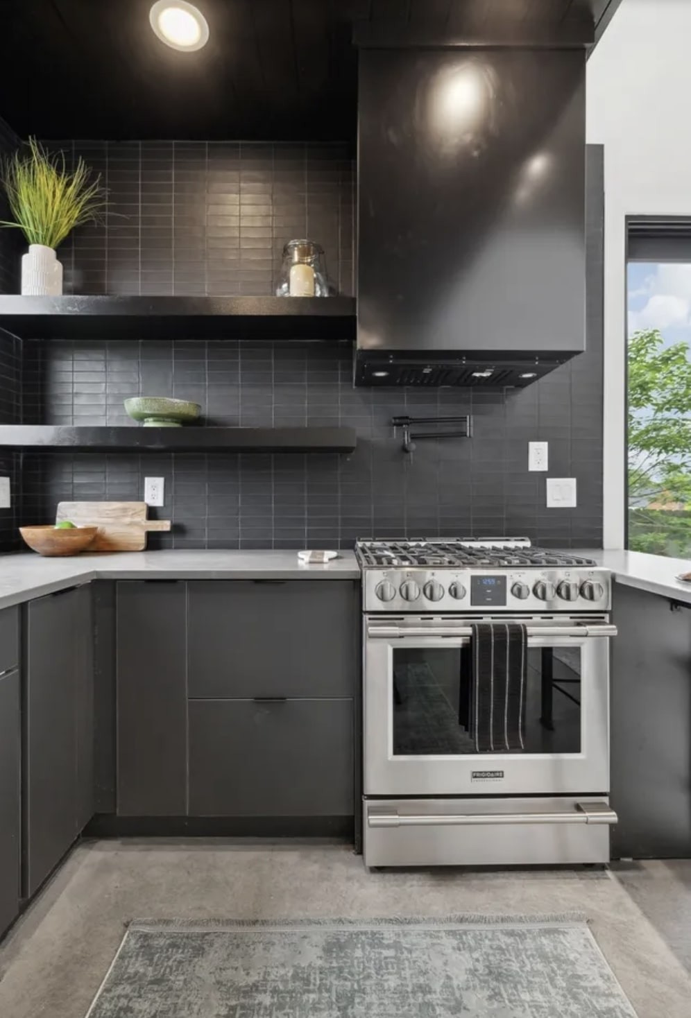 827 Ramsey St Unit: D