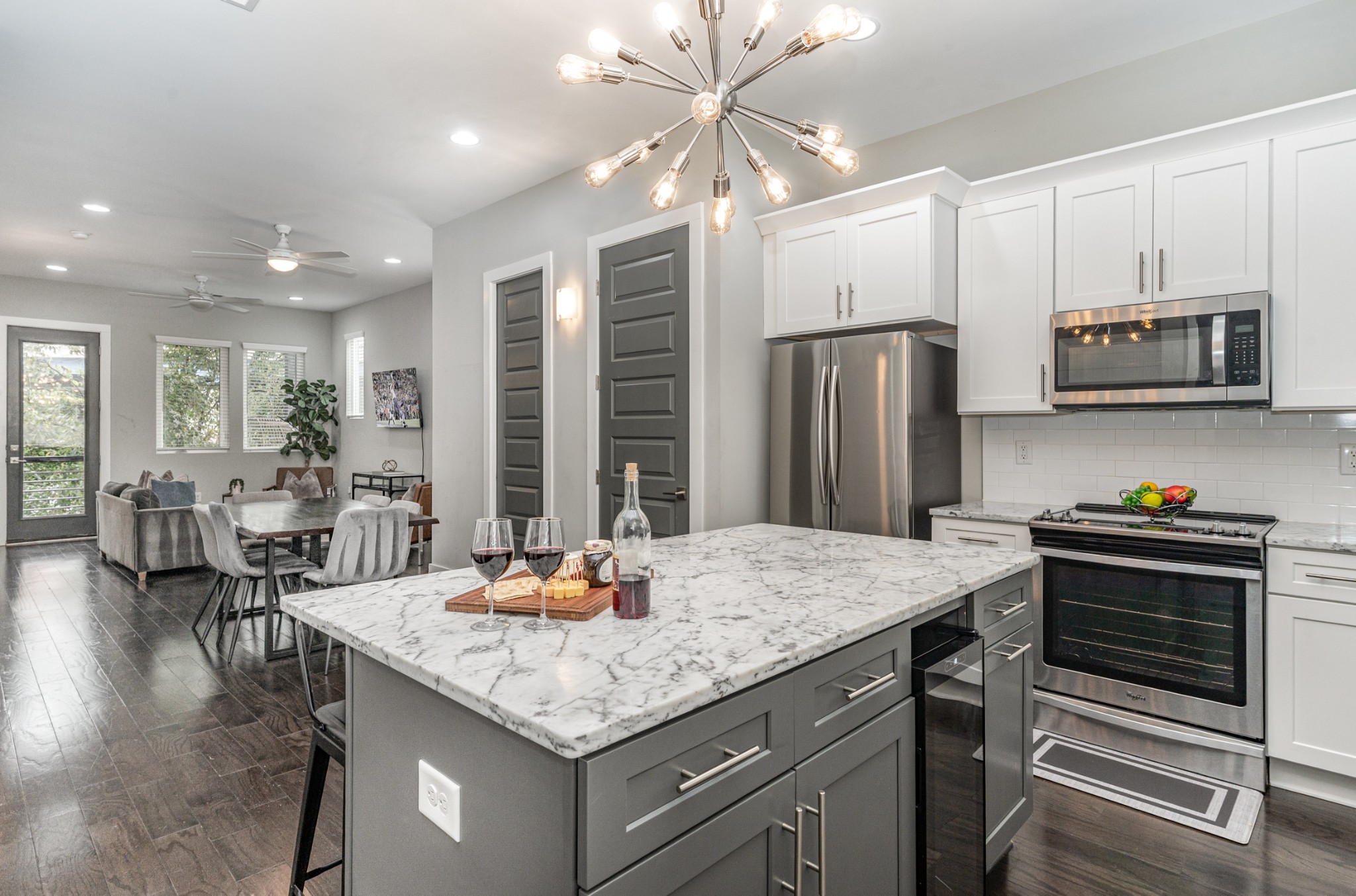 2410 Meharry Blvd Unit: 10