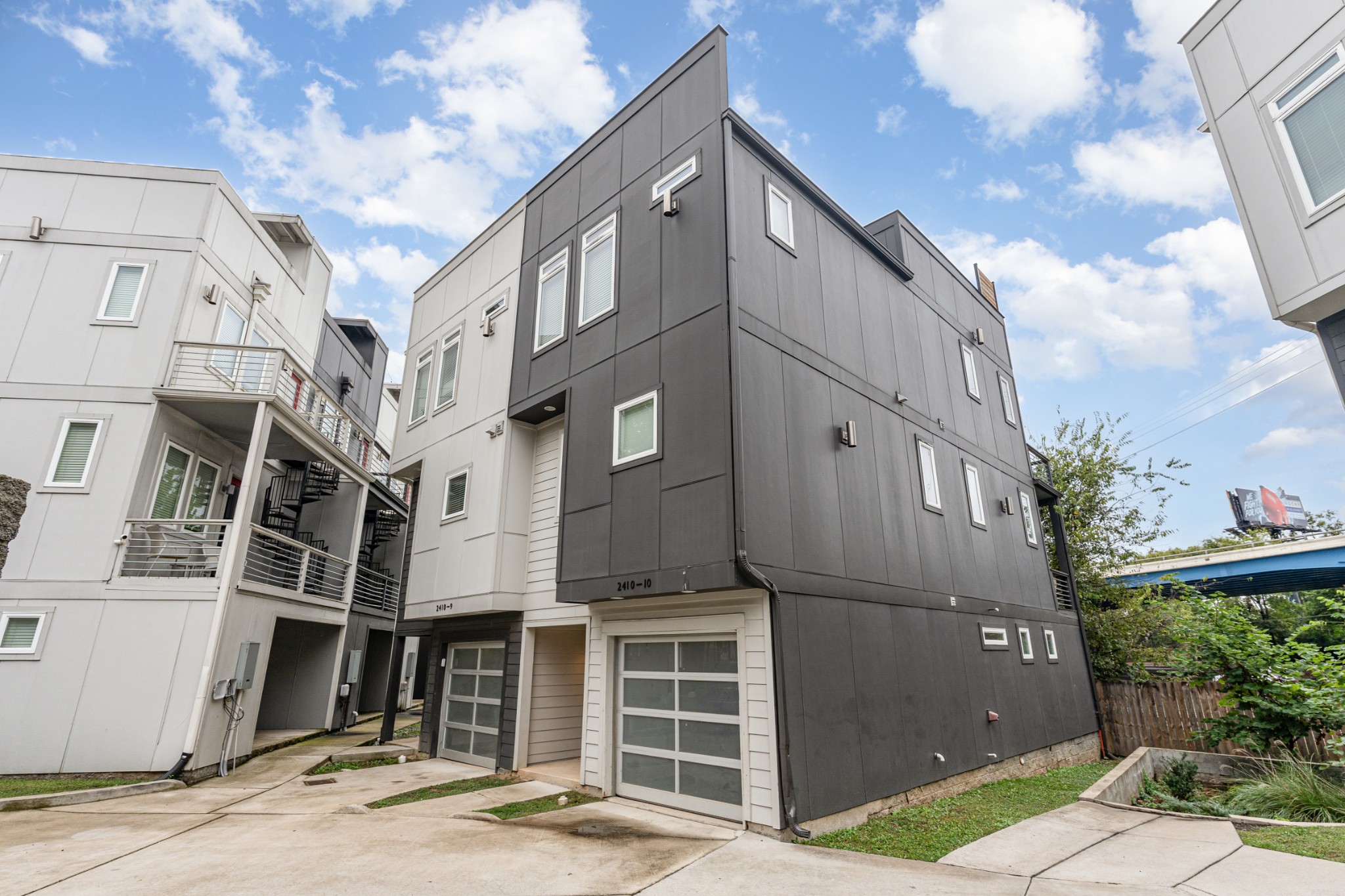 2410 Meharry Blvd Unit: 10