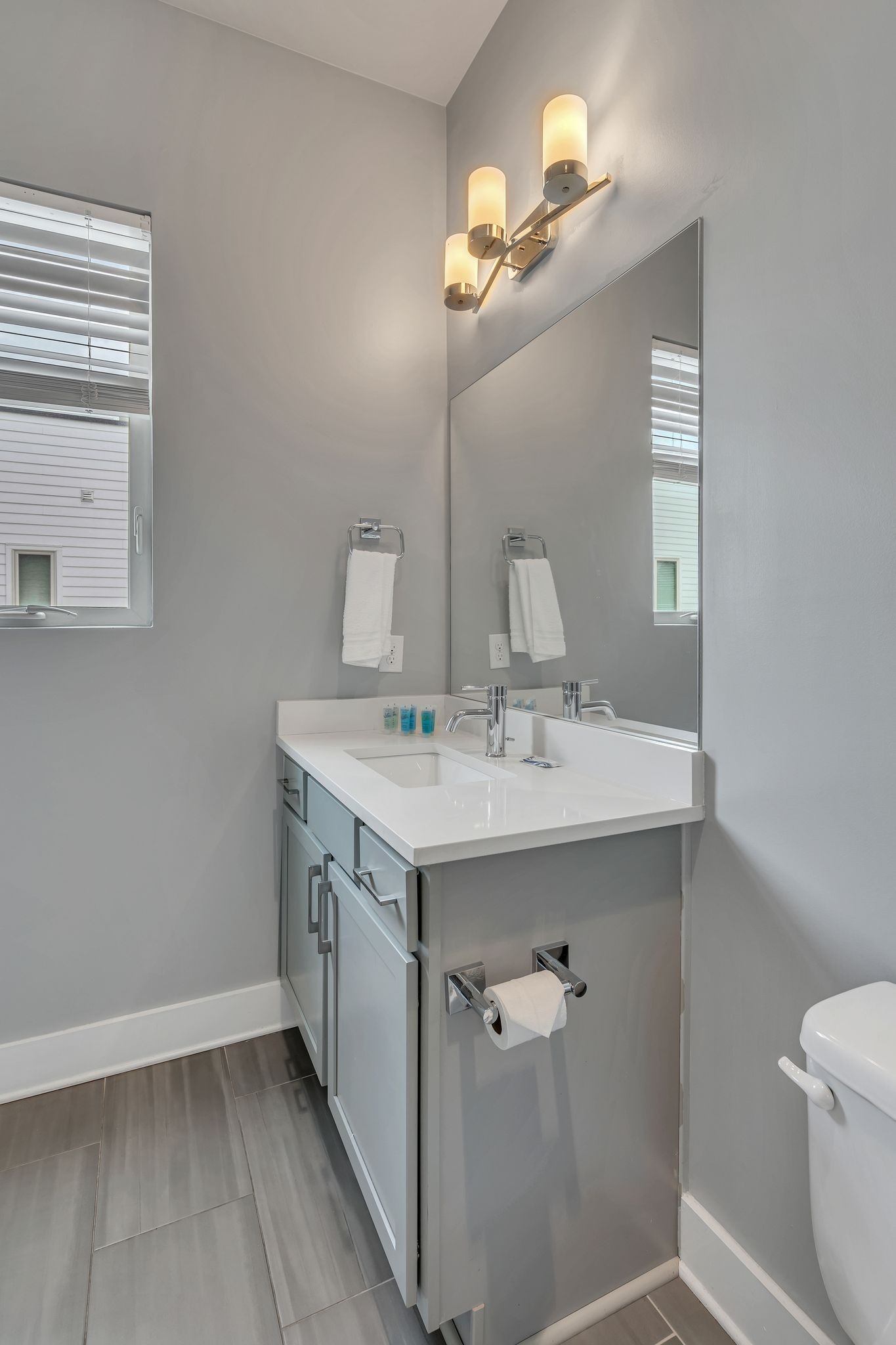 970 Youngs Ln Unit: I