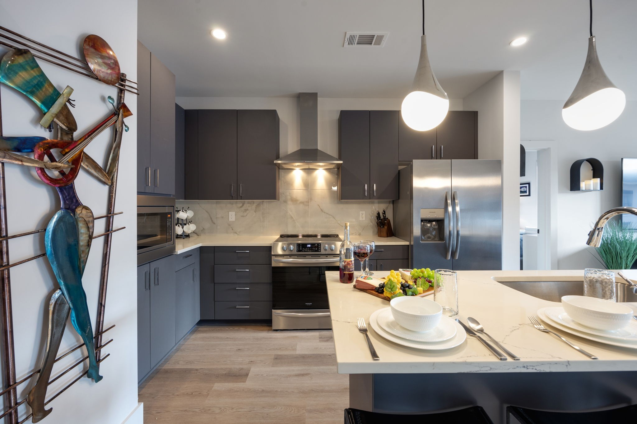 303 31st Ave, N Unit: 403