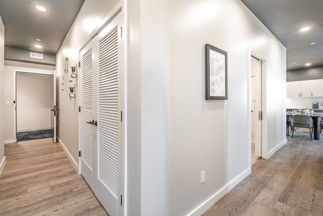 50 Music Sq, W Unit: 307