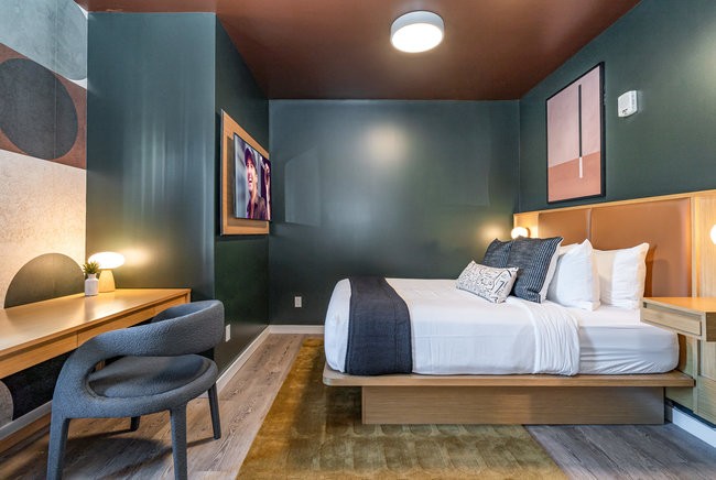 50 Music Sq, W Unit: 307