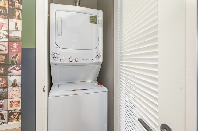 50 Music Sq, W Unit: 219