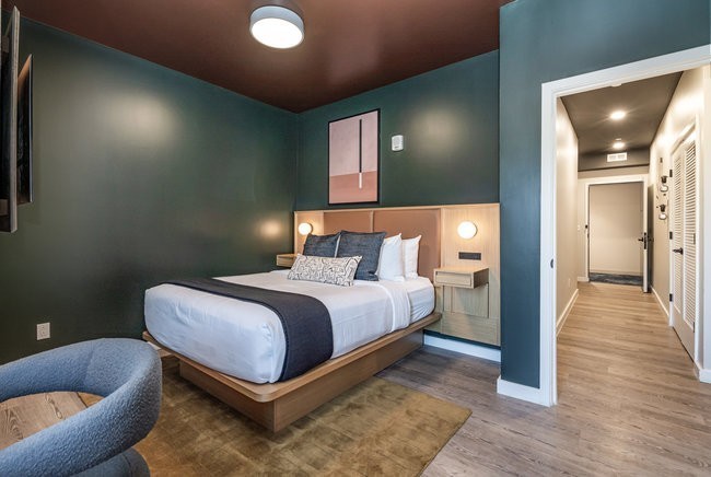 50 Music Sq, W Unit: 223