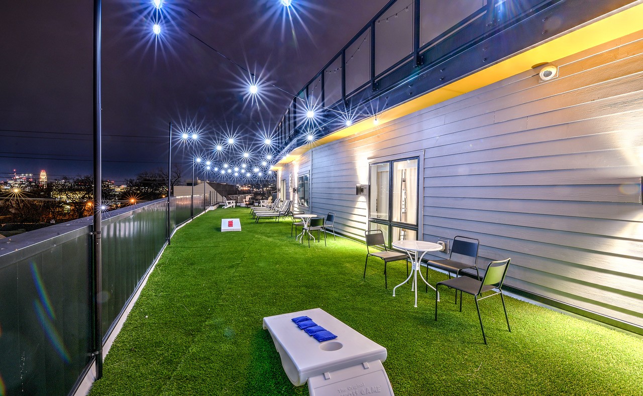 2704 Clifton Ave Unit: 402