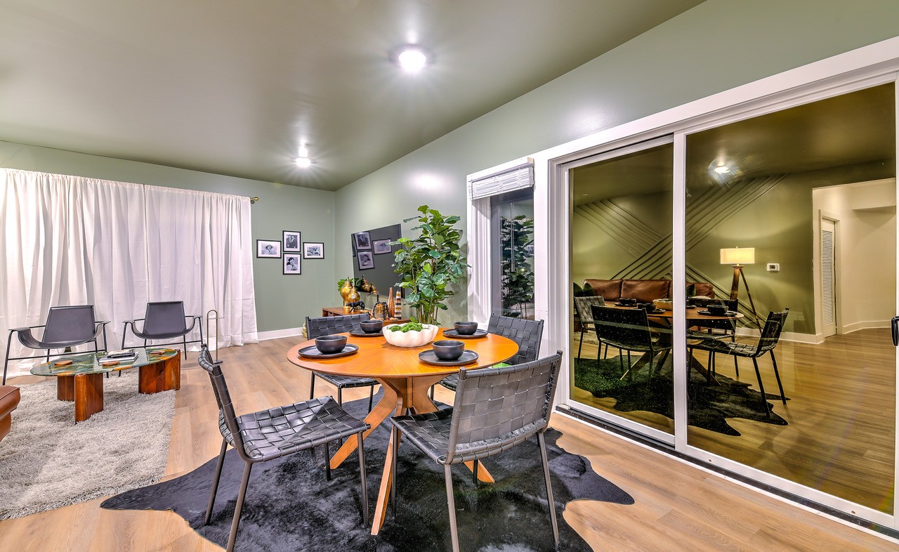 2704 Clifton Ave Unit: 402