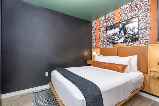 50 Music Sq, W Unit: 507