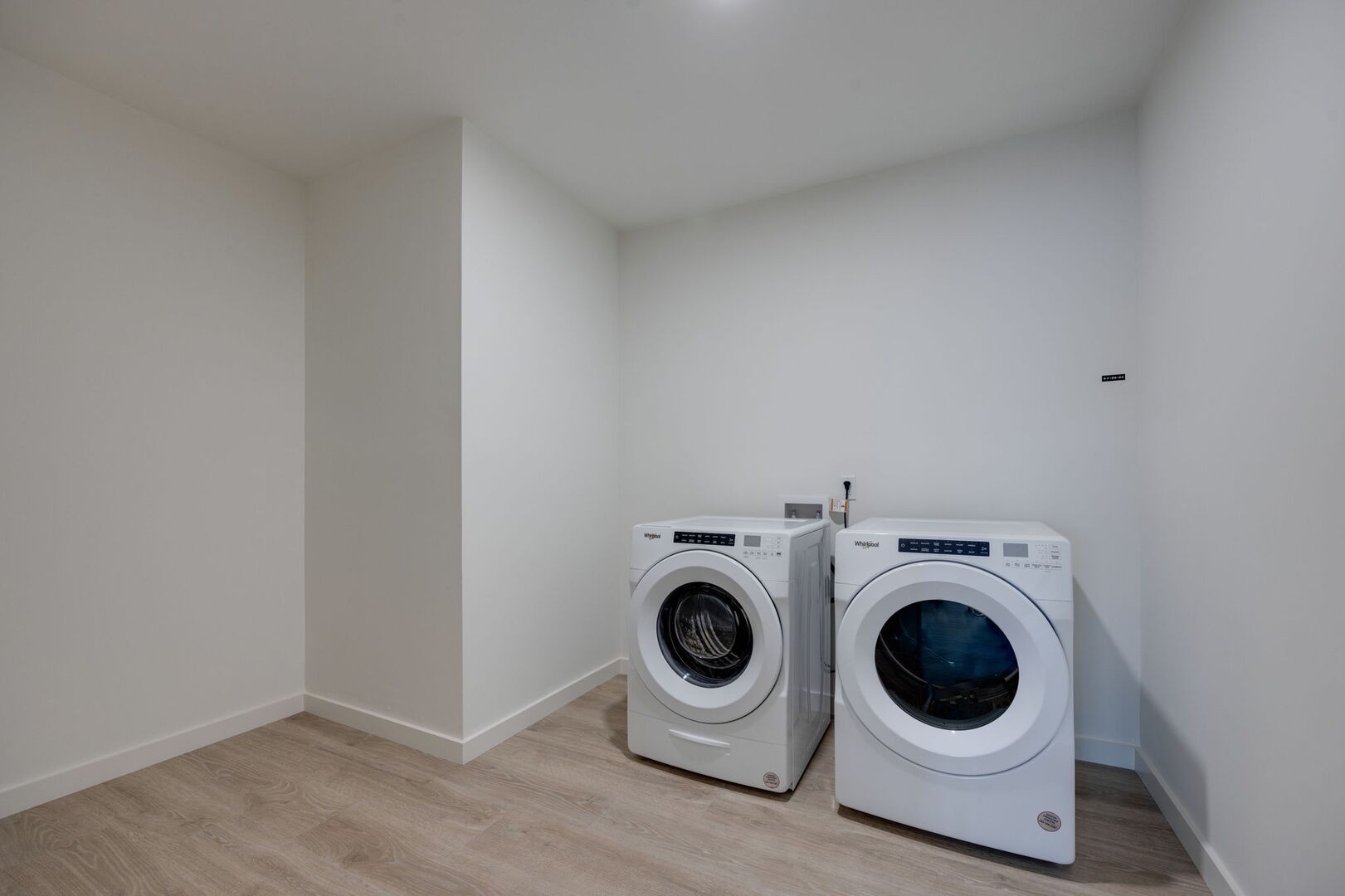 635 7th Ave, S Unit: 311