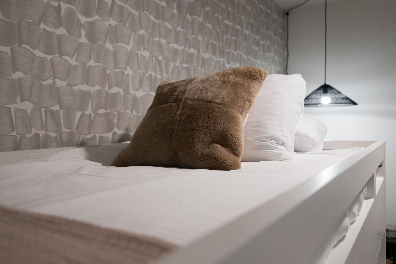 635 7th Ave, S Unit: 311