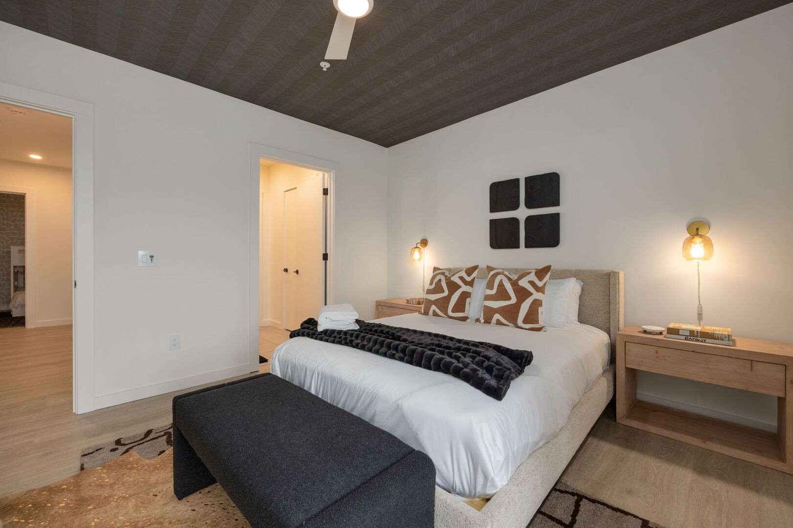 635 7th Ave, S Unit: 311