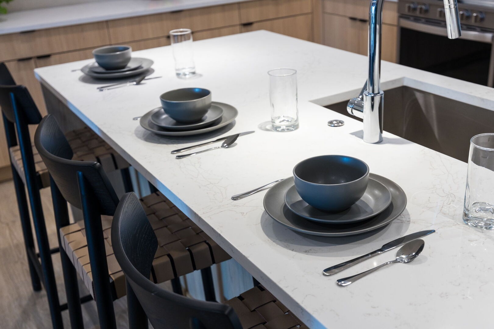 635 7th Ave, S Unit: 311