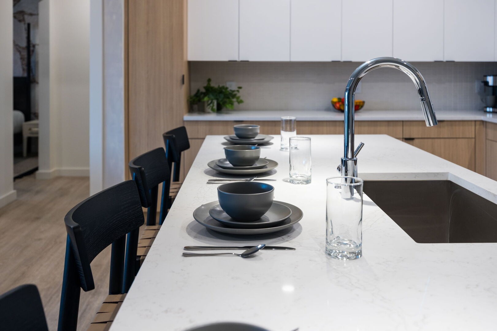 635 7th Ave, S Unit: 311