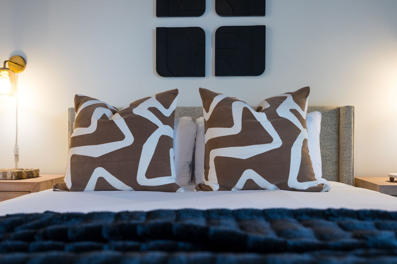 635 7th Ave, S Unit: 311