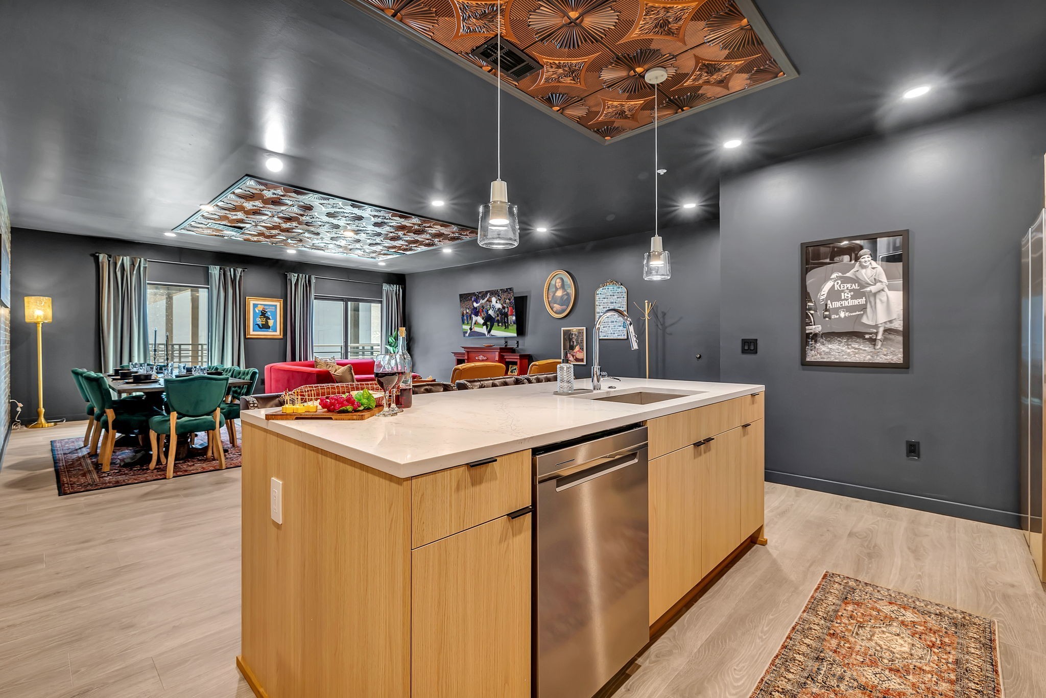 635 7th Ave, S Unit: 504