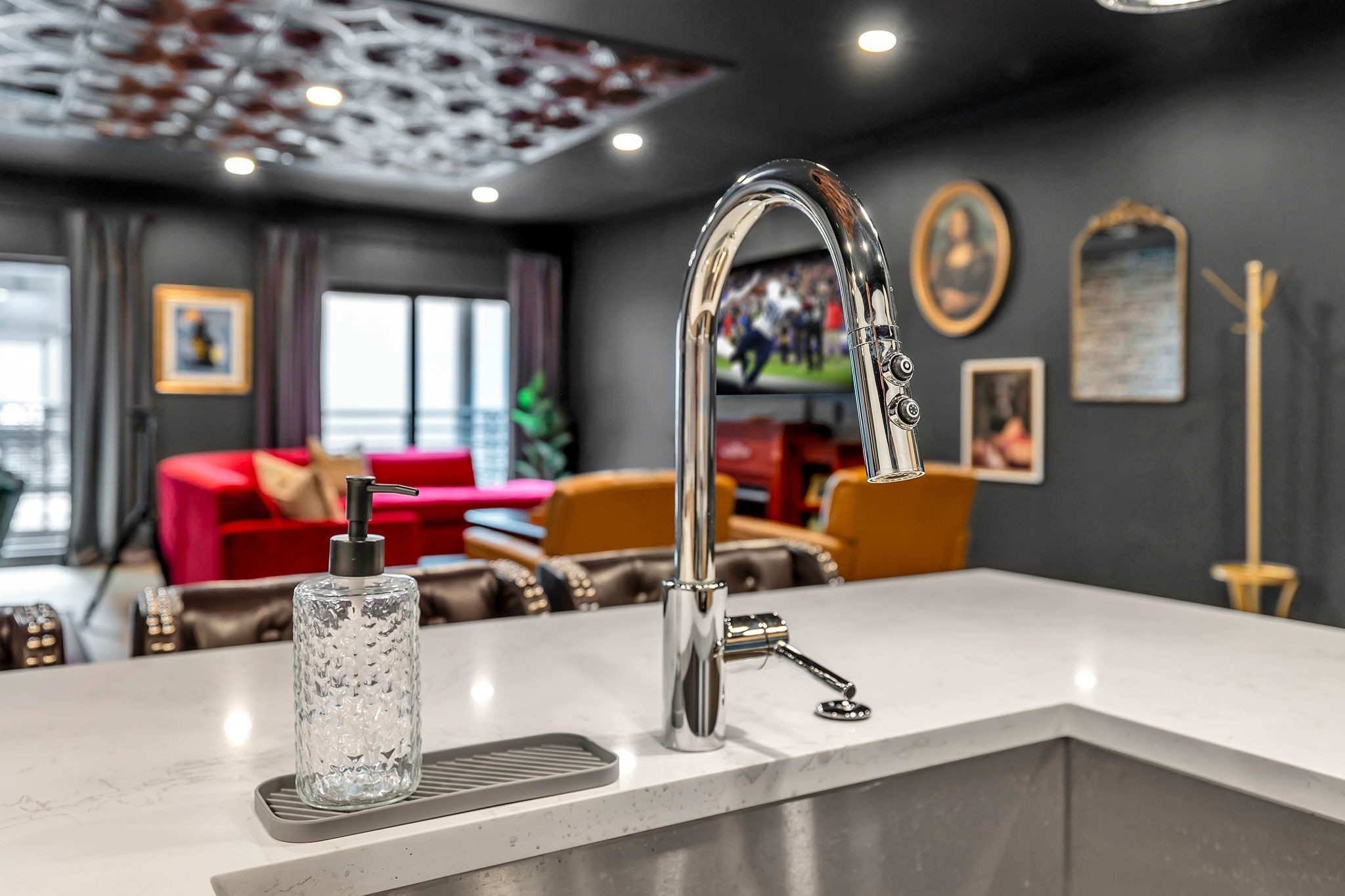 635 7th Ave, S Unit: 504