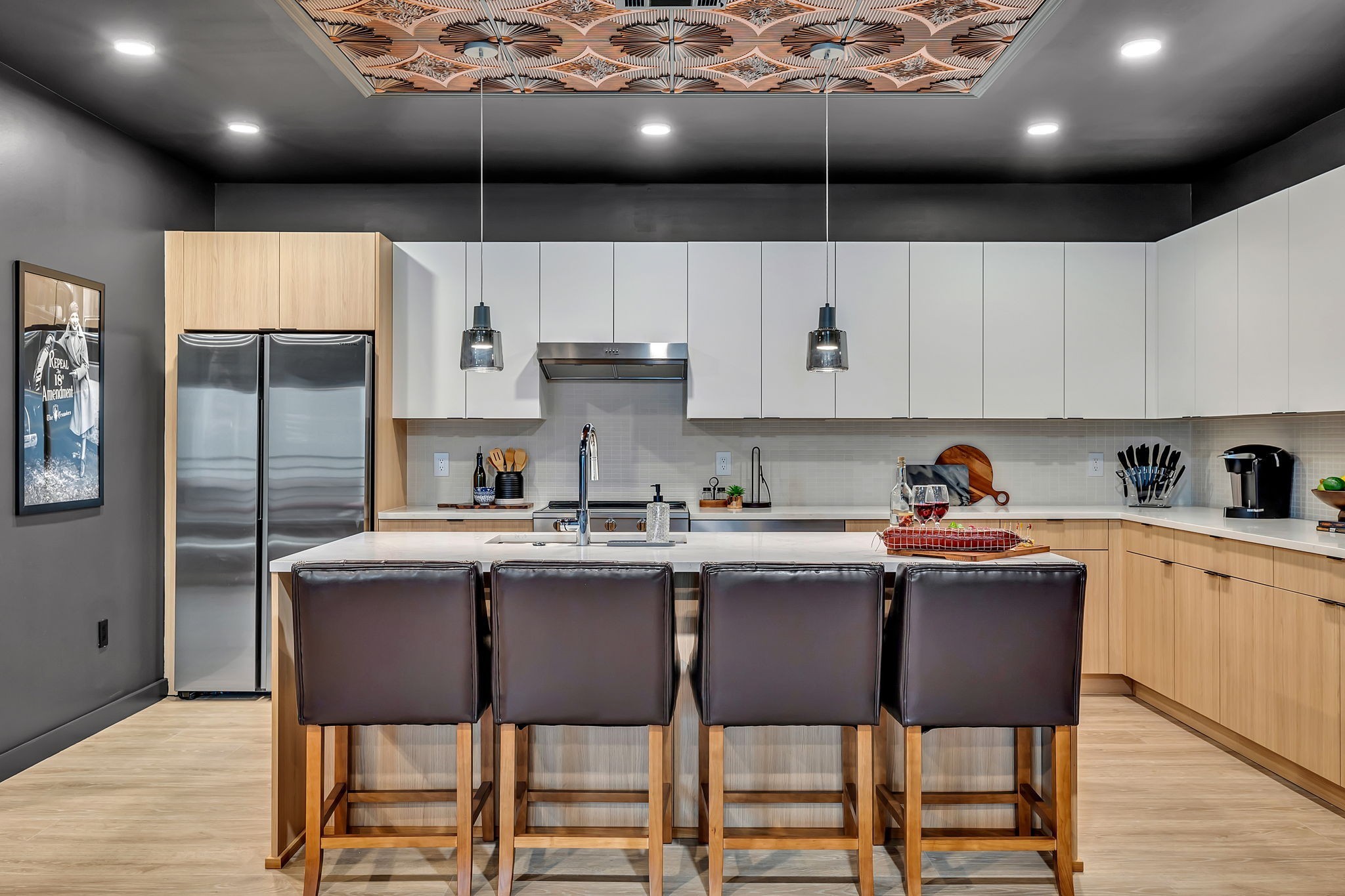 635 7th Ave, S Unit: 504