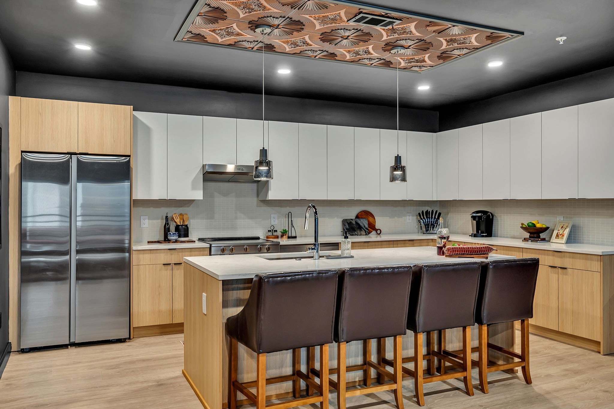 635 7th Ave, S Unit: 504