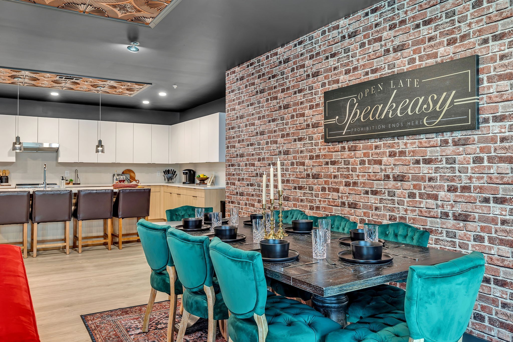 635 7th Ave, S Unit: 504