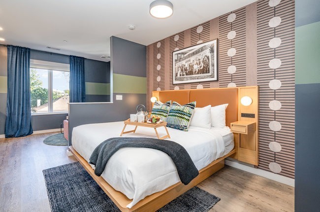 50 Music Sq, W Unit: 725