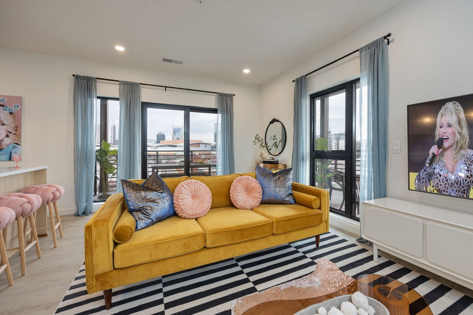 635 7th Ave, S Unit: 409