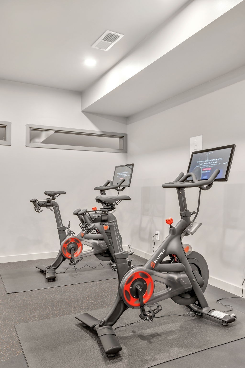 635 7th Ave, S Unit: 409