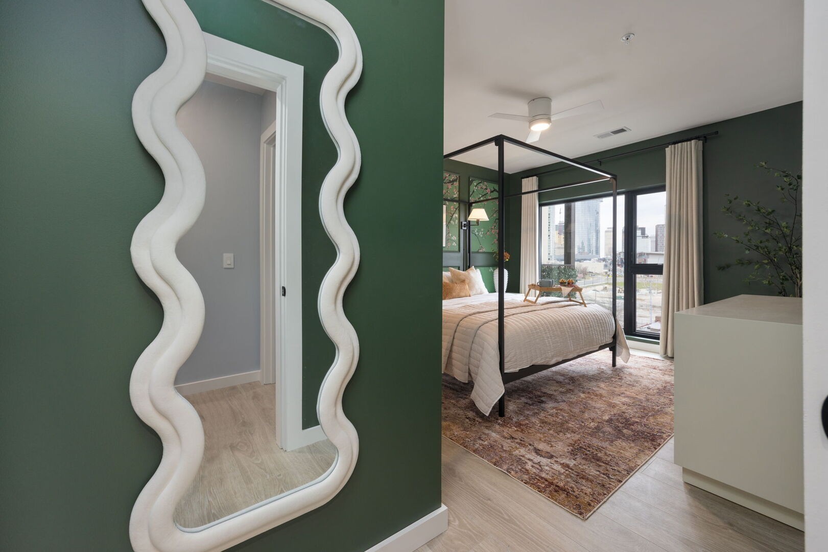 635 7th Ave, S Unit: 409