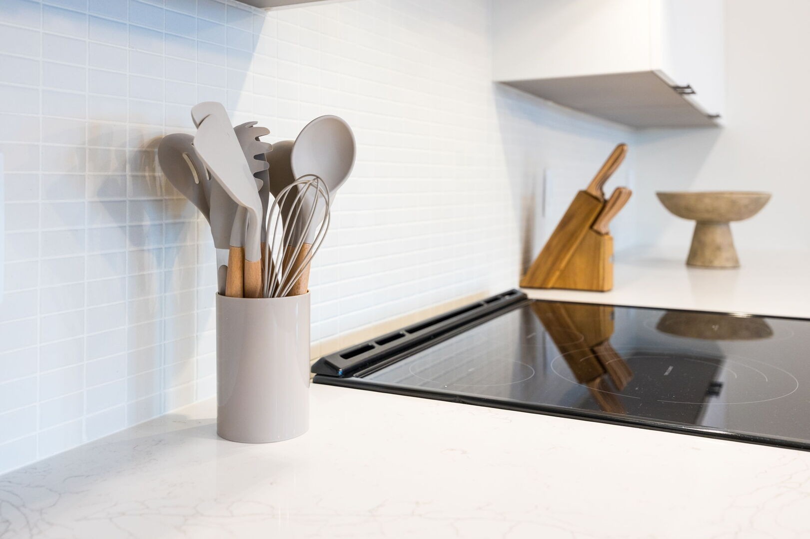 635 7th Ave, S Unit: 409