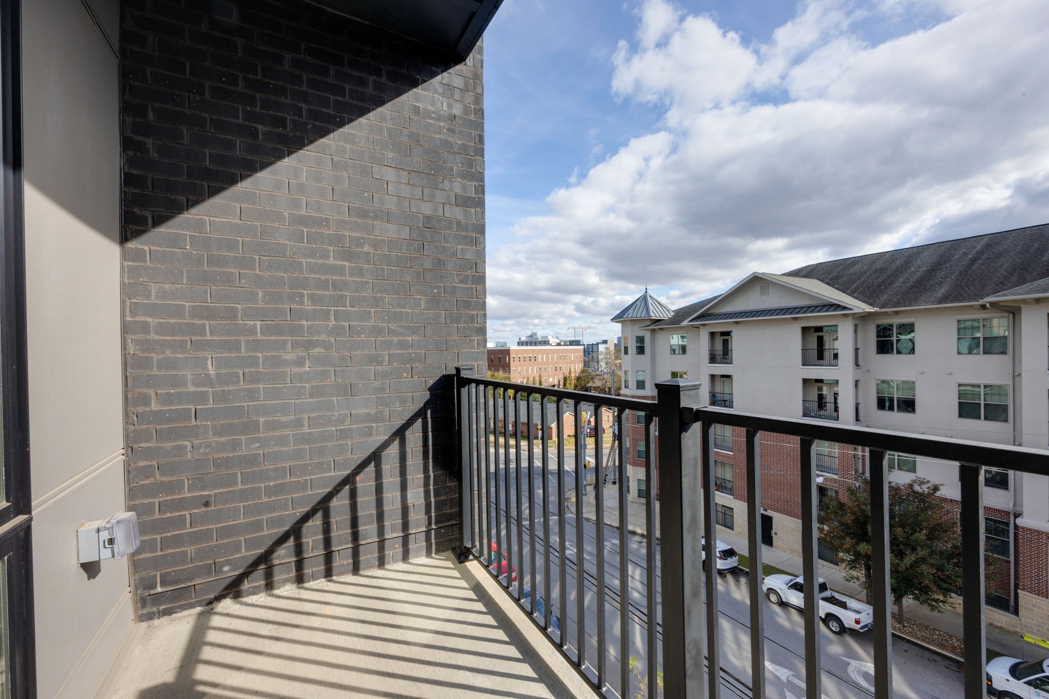 303 31st Ave, N Unit: 403