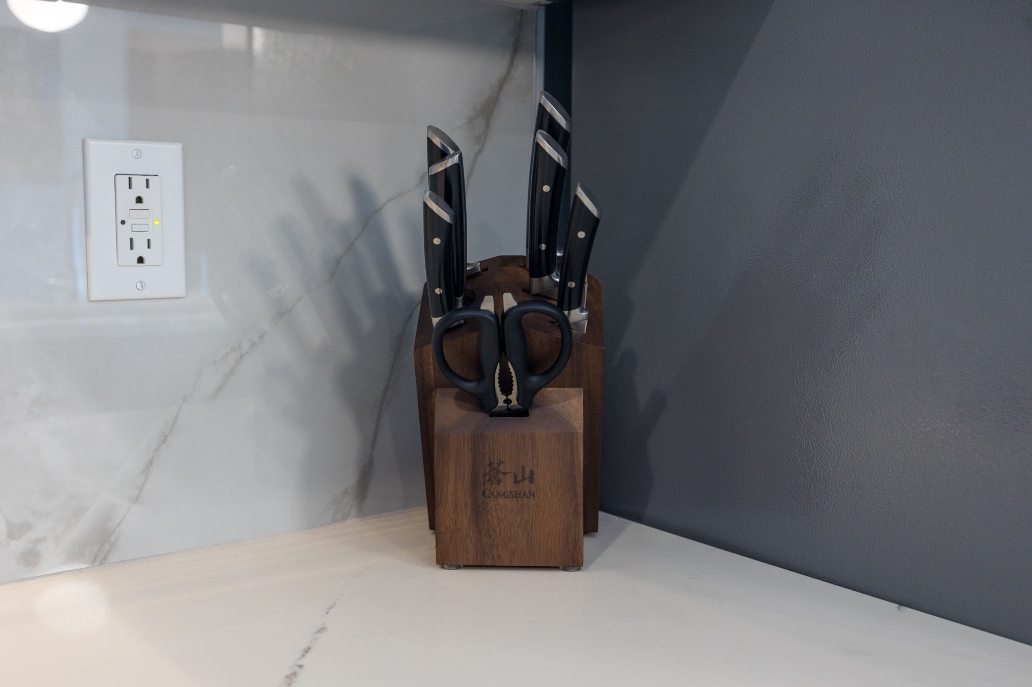 303 31st Ave, N Unit: 403