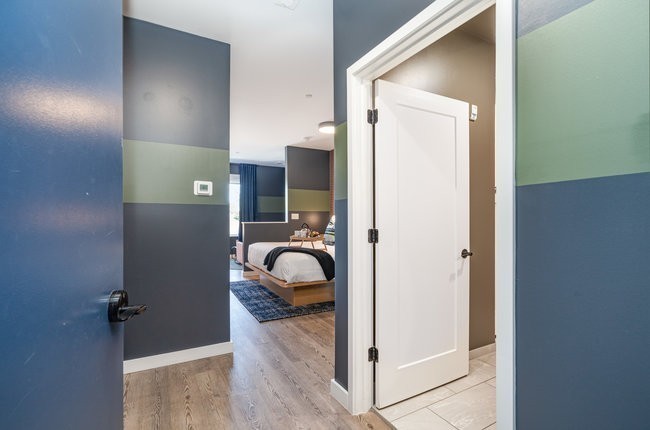 50 Music Sq, W Unit: 720