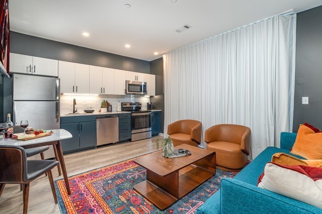 50 Music Sq, W Unit: 726