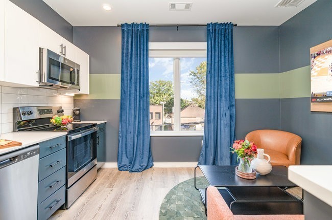 50 Music Sq, W Unit: 726