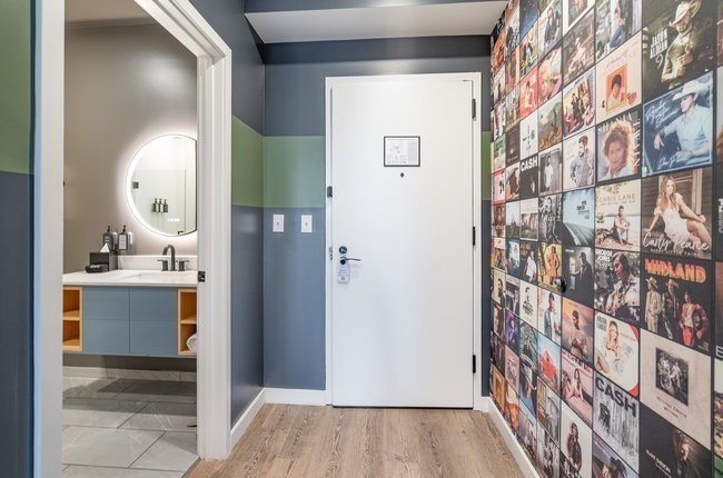 50 Music Sq, W Unit: 620