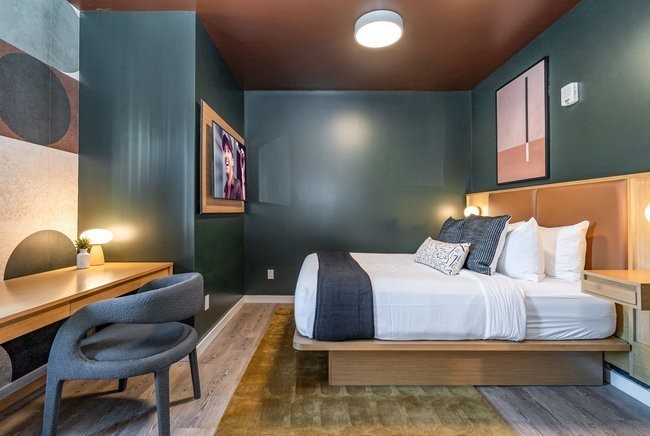 50 Music Sq, W Unit: 620