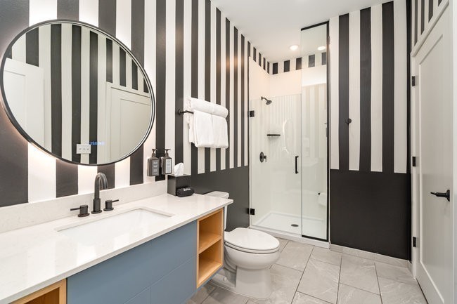 50 Music Sq, W Unit: 706