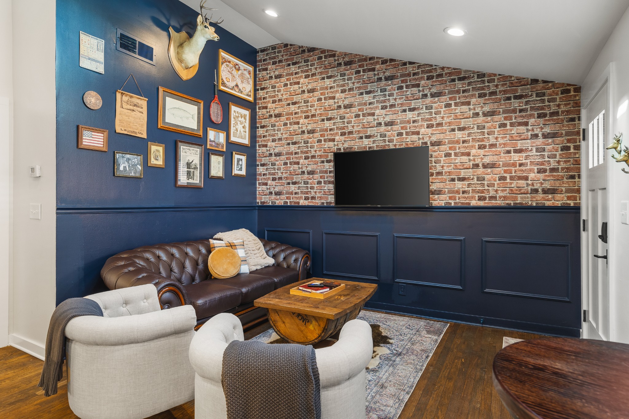 1222 Gallatin Ave Unit: 6