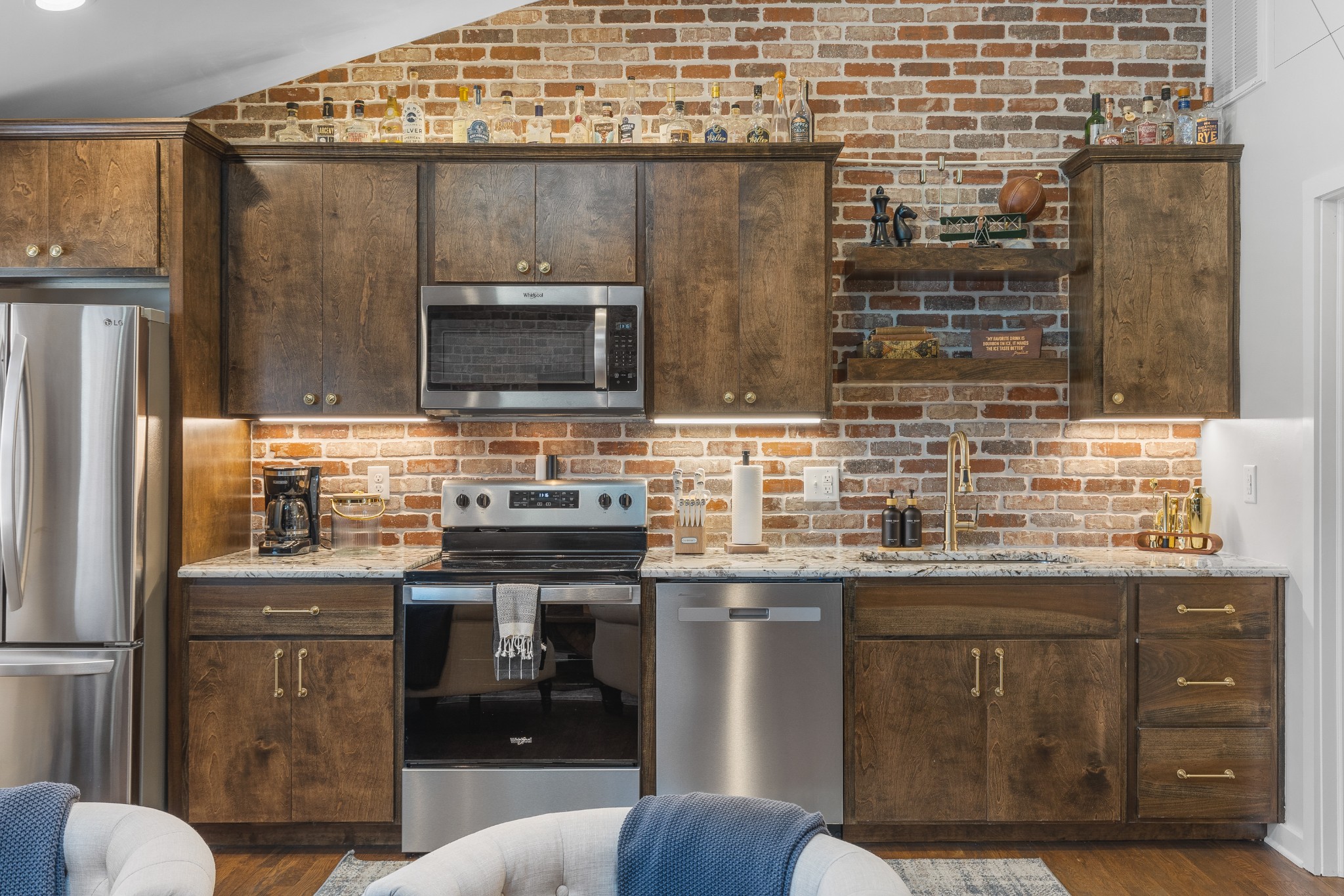 1222 Gallatin Ave Unit: 6