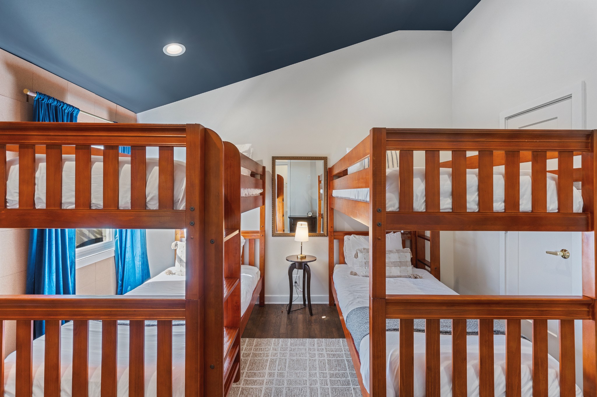 1222 Gallatin Ave Unit: 6