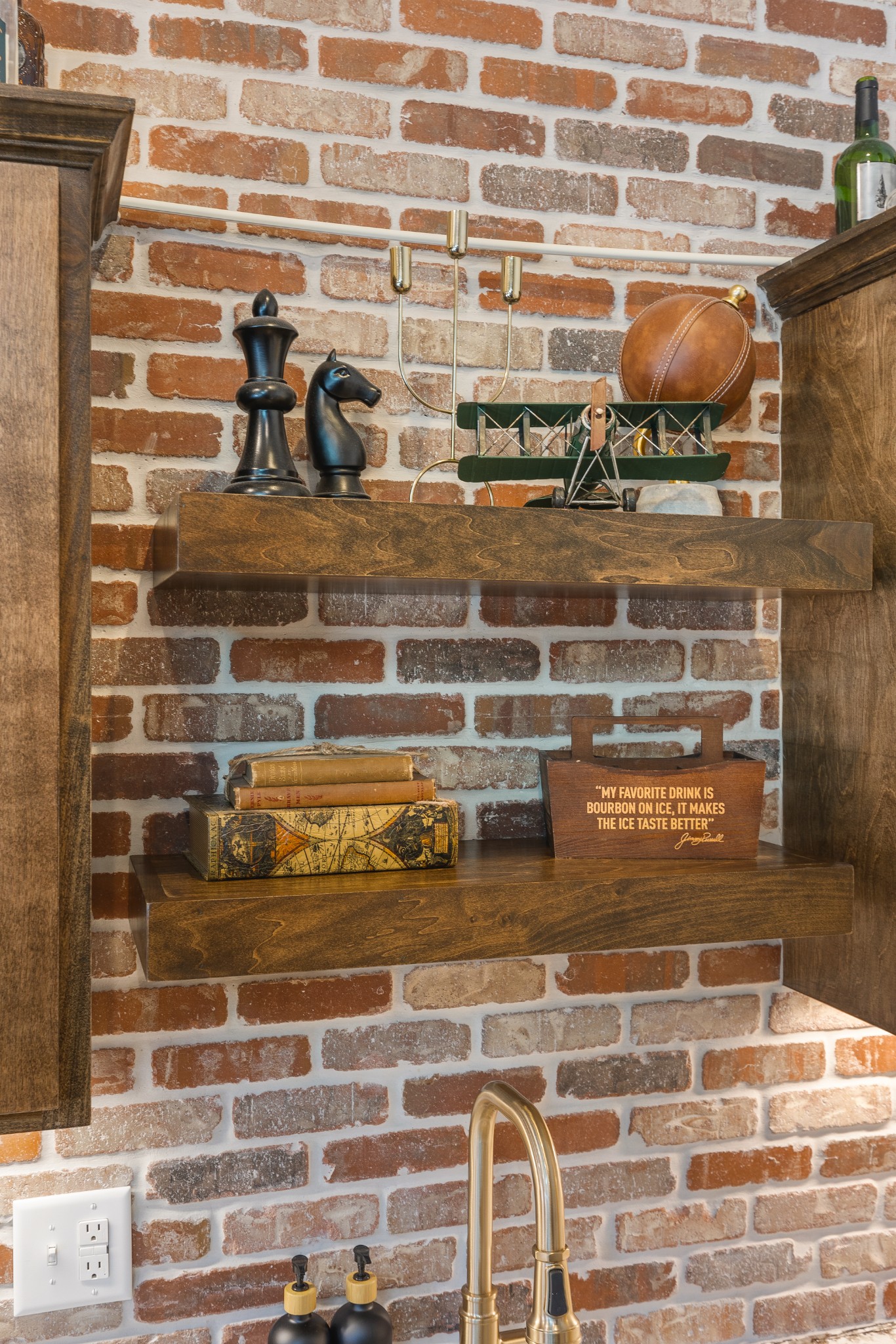 1222 Gallatin Ave Unit: 6